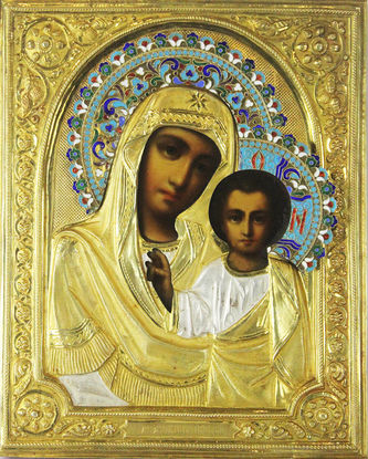 Старинная икона Божья Матерь "Казанская" с эмалью в резном киоте - фото 2