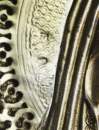 Фабрика Галкиных Семена и Петра
Венчальная пара иконы антикварные - "Господь Вседержитель" и Божья Матерь "Тихвинская" - фото 4