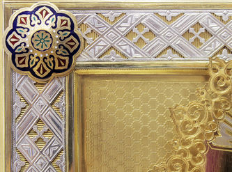 Антикварная икона Христа Спасителя в окладе с выемчатой эмалью - фото 3