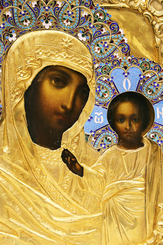 Старинная икона "Богоматерь Казанская" в окладе с эмалью - фото 2