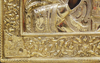 Старинная икона "Николай Чудотворец" в окладе с цветочно-растительным орнаментом - фото 3