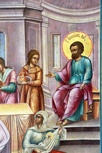 Старинная икона "Рождество Богородицы" с растительным орнаментом - фото 3