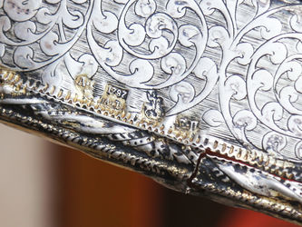 Серебряного дела мастер Егор Петров
Старинная икона "Спас Оплечный" в окладе - фото 5