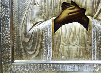 Старинная икона "Святой Алексий человек Божий" в окладе - фото 3