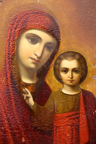 Фабрика Семена и Петра Галкиных
Старинная икона "Богоматерь Казанская" в окладе с расписной эмалью - фото 4