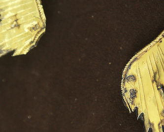 Старинная икона "Господь Вседержитель" в ампирном серебряном окладе с тондо - фото 5