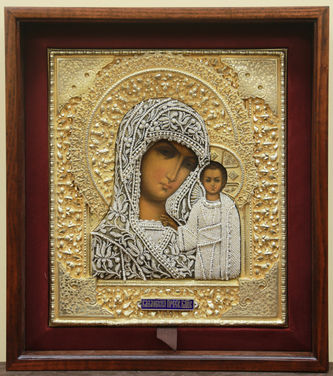 Фирма Курлюкова
Старинная икона "Казанская Богоматерь" в окладе с жемчугом - фото 4