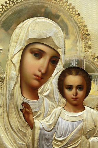 Старинная икона Казанской Божьей Матери в окладе - фото 2