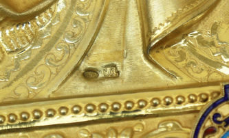 Старинная икона "Иверская Богоматерь с предстоящими" в окладе с эмалью - фото 5