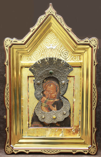 Старинная икона "Богоматерь Владимирская" с венцом, цатой и камнями