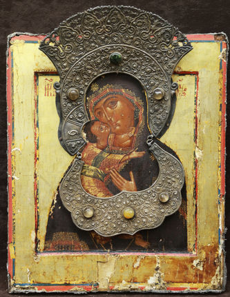 Старинная икона "Богоматерь Владимирская" с венцом, цатой и камнями - фото 2