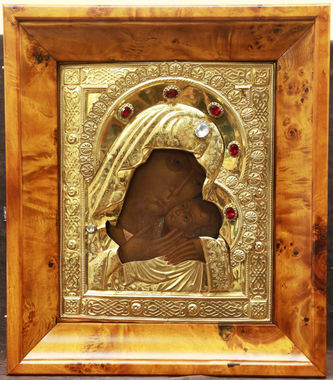 Серебряного дела мастер Григорьев Иван
Старинная икона "Богоматерь Корсунская" в окладе с камнями - фото 4