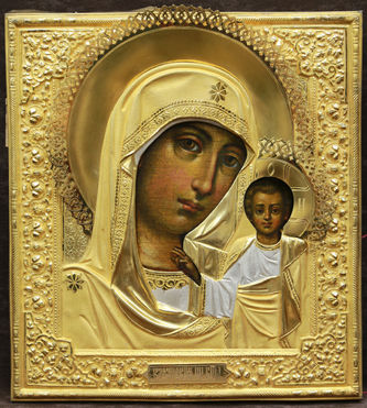 Фабрика Алексеева И.А. (1876-1912)
Старинная икона "Казанская Богоматерь" в окладе с цветочным узором