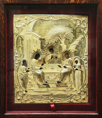 Старинная икона "Троица Ветхозаветная" в барочном окладе - фото 3